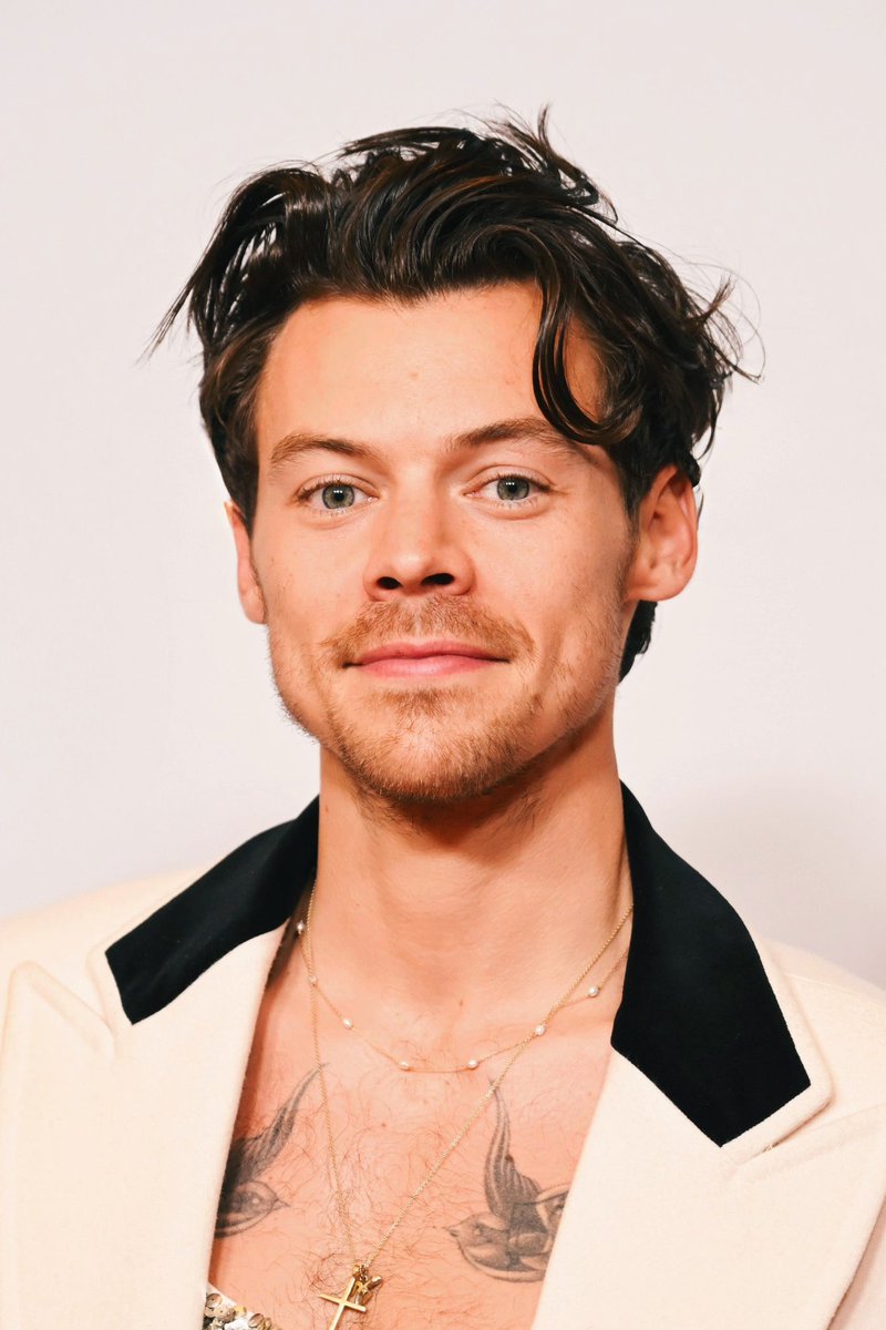 PopTingz's tweet photo. Happy 32nd birthday to the handsome and talented Harry Styles. https://t.co/BCbPnGdR6d