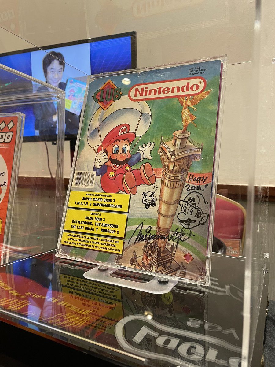LaGranCN's tweet photo. ¡Ya estamos con la exhibición en el #RGF4, con el #MuseoLaGranCN! Por acá nos saludamos. ¡Gracias por las pláticas y anécdotas! 🔶🧡 #LaGranCN #cnShop https://t.co/RbmCNb22uG
