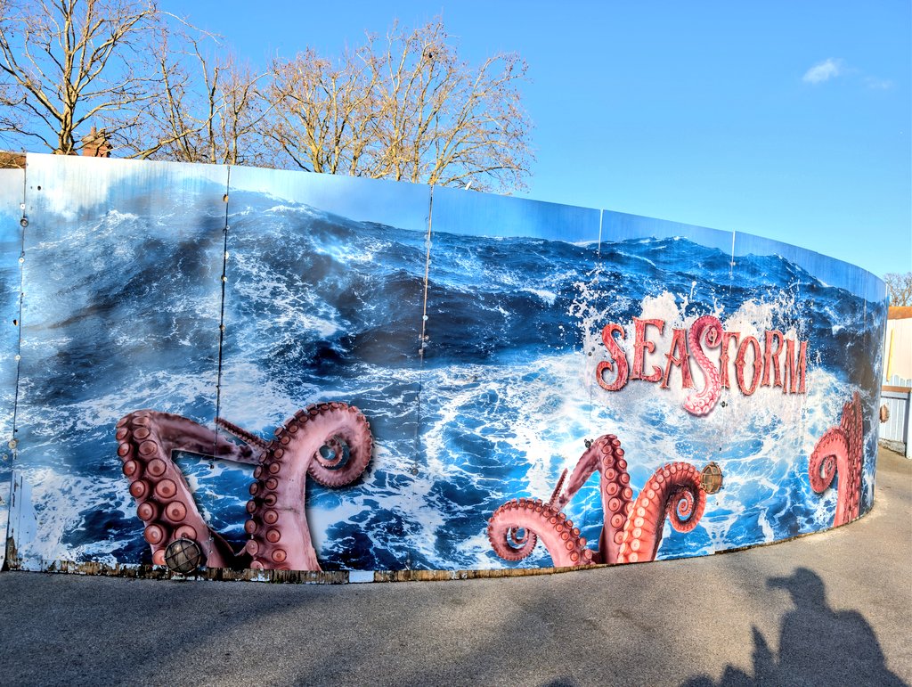 ChessingtonBuzz's tweet photo. Would love to see the Shipwreck Coast roving actors back at peak times otherwise a lot of this goes to waste #ProjectAnchor

#WintersTail2025 https://t.co/MiVAmggYZG