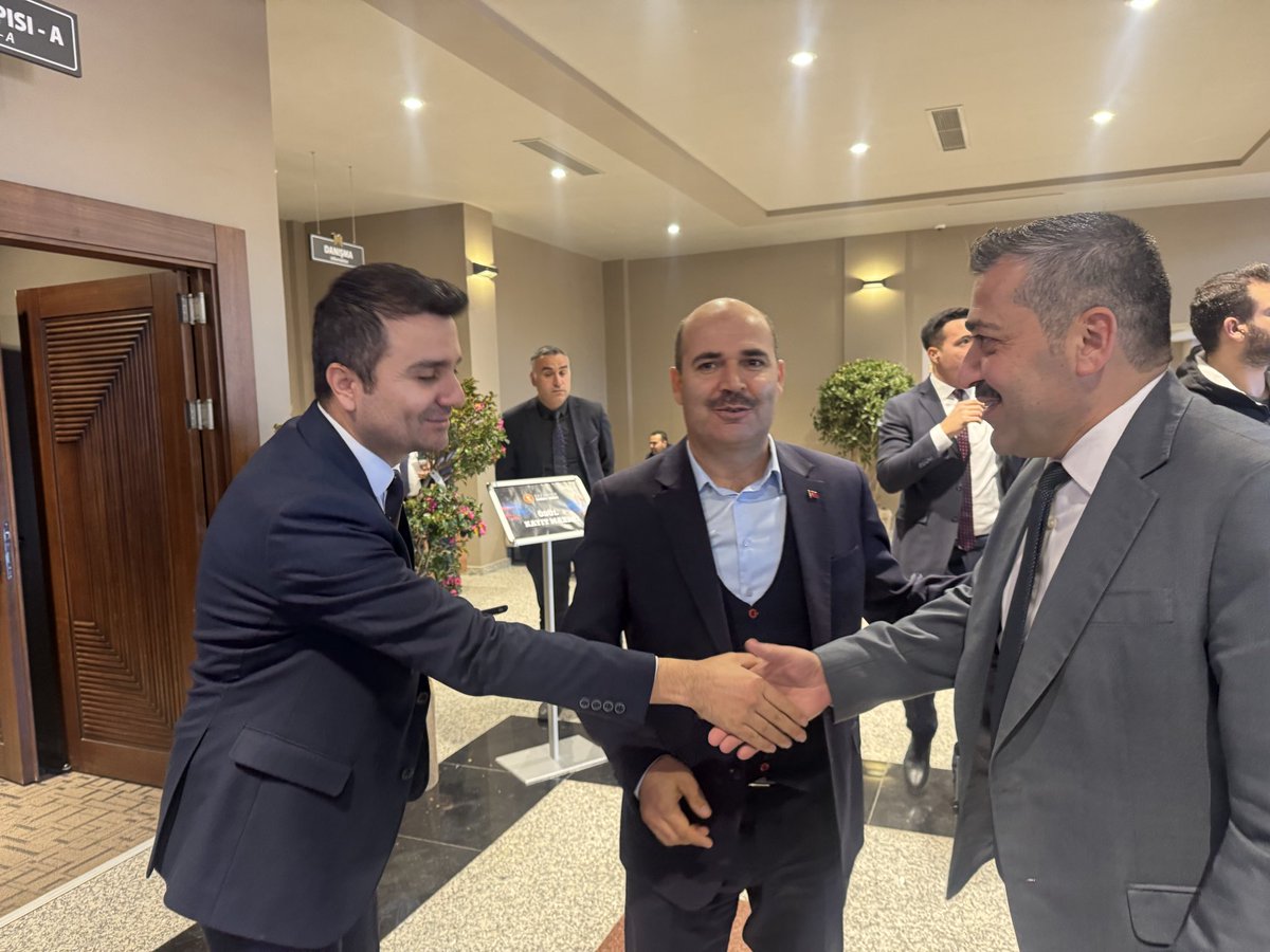 Gaziantep Havalimanı’nda Teknoloji Bakanımız Sayın Mehmet Fatih Kacır’ı; Gaziantep Büyükşehir Belediye Başkanımız Sayın Fatma Şahin, İl Başkanımız Sayın Fatih Muhaddis Fedaioğlu ve Şehitkamil Belediye Başkanımız Sayın Av. Umut Yılmaz ile birlikte karşıladık.

Programımızın