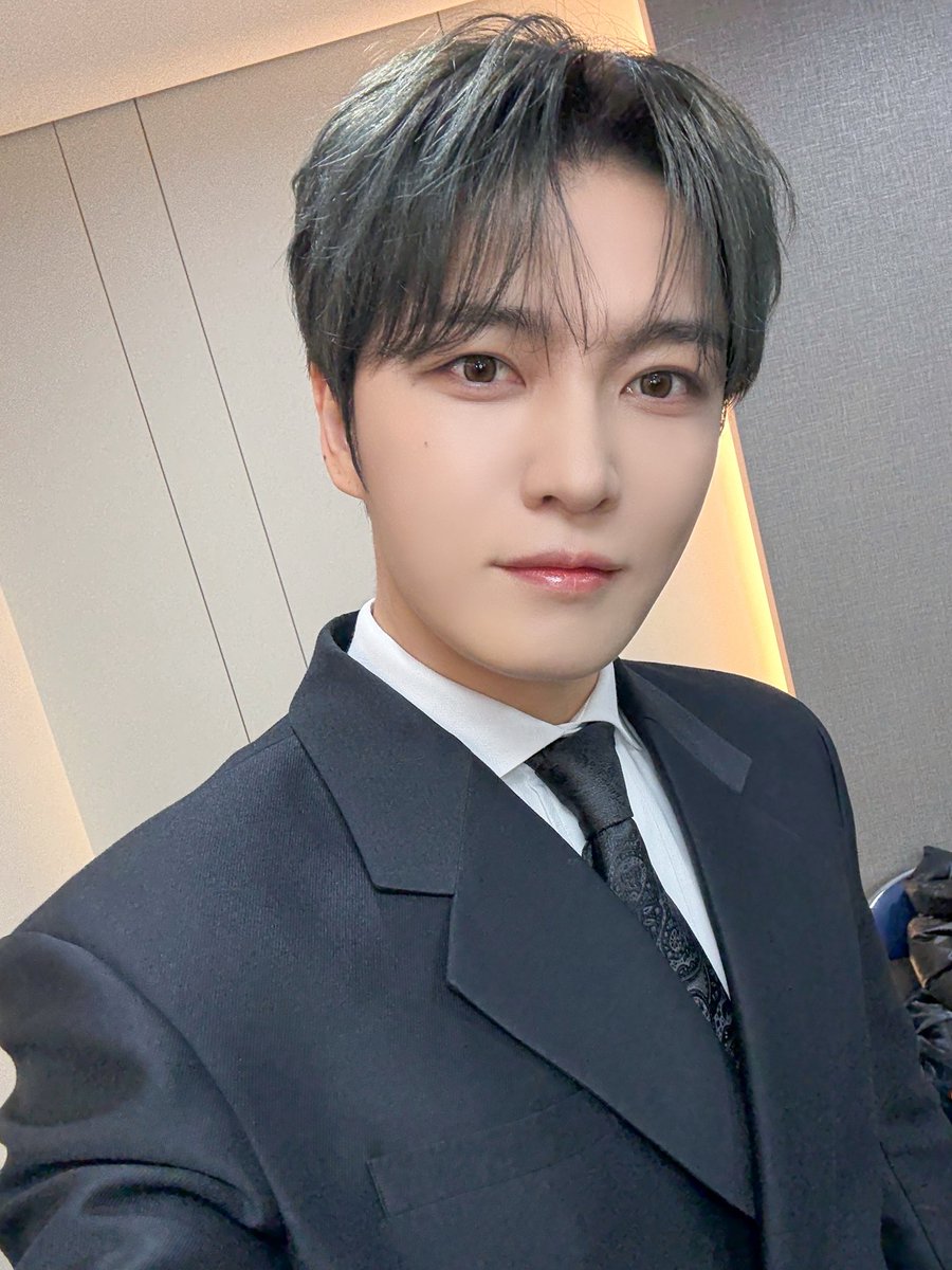 inkodeofficial's tweet photo. 📸[#비하인드컷][#BehindCut]

2025 KBS 연예대상🏆💚

#김재중 #재중 #KIMJAEJOONG
#JAEJOONG #ジェジュン #金在中 https://t.co/ISUw4OCTEd