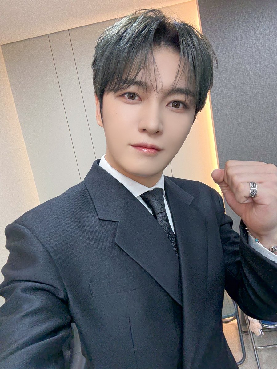 📸[#비하인드컷][#BehindCut]

2025 KBS 연예대상🏆💚

#김재중 #재중 #KIMJAEJOONG
#JAEJOONG #ジェジュン #金在中