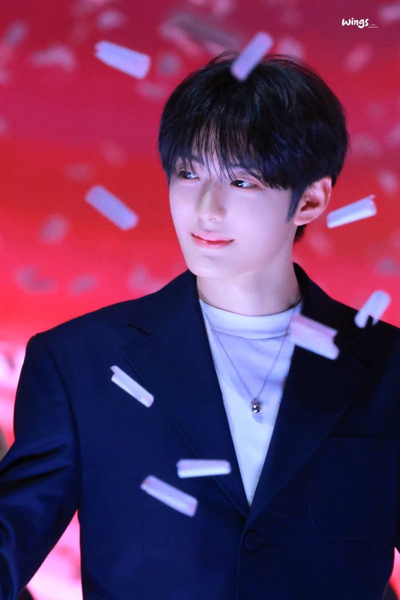 foldhyeon's tweet photo. calon artis besarku hebat sekali aku bahagia lihatnya aku tau km jadi yang paling bahagia hari ini seangkasa raya bumi pertiwi! nyon semoga selalu kamu temuin kebahagiaan di atas panggung ya, aku sayang sekali loh aku tunggu 12 Januari ya sayangku kicil mi bff 🩷 https://t.co/PMOY99es6M
