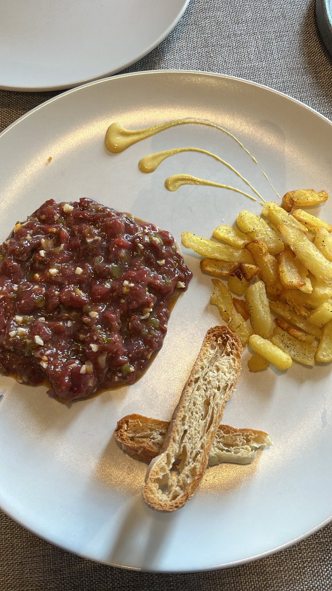 Para no existir la verdad que se come bastante bien ✌🏼😊