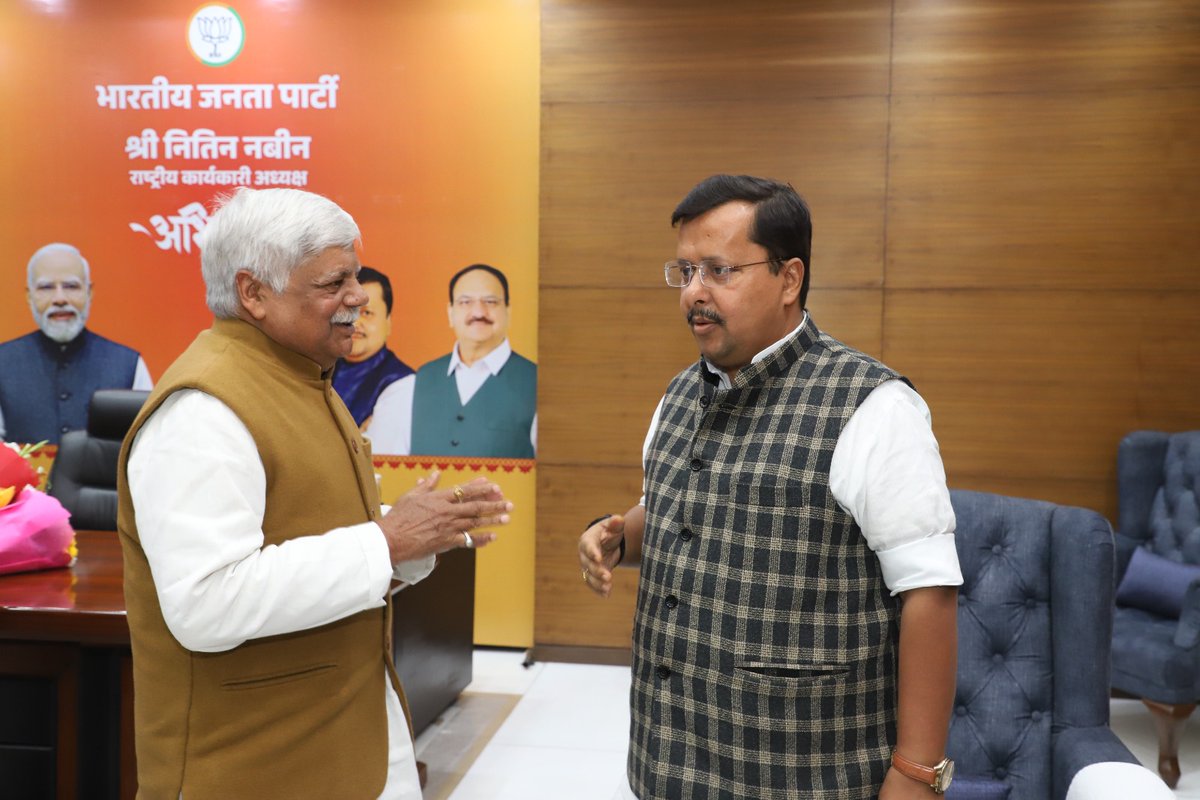vishnumppalamu's tweet photo. नई दिल्ली में @BJP4India के नवनियुक्त माननीय राष्ट्रीय कार्यकारी अध्यक्ष आदरणीय श्री @NitinNabin जी से मुलाकात किया और उन्हें नव दायित्व हेतु हार्दिक बधाई एवं शुभकामनाएं दी।

@BJP4Jharkhand @narendramodi @JPNadda #NitinNabin #BJP4IND https://t.co/rF3eARDt1r
