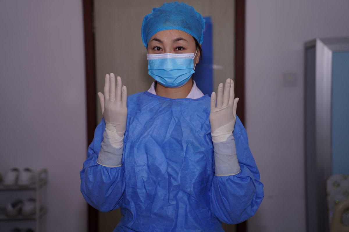 stevejieung's tweet photo. She works the night shift today. https://t.co/bzPvrmzBac