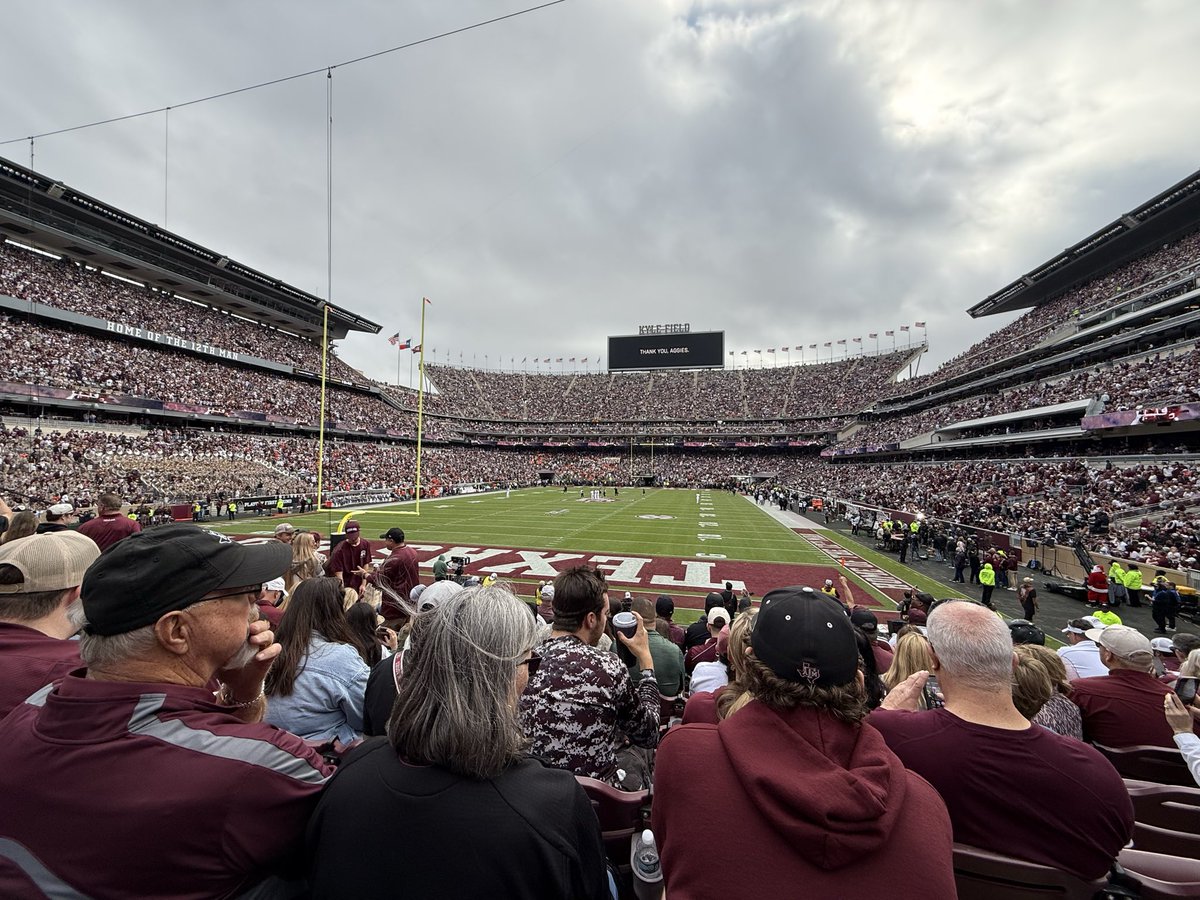 TheAverageBrian's tweet image. Gig them imho #BTHOmiami