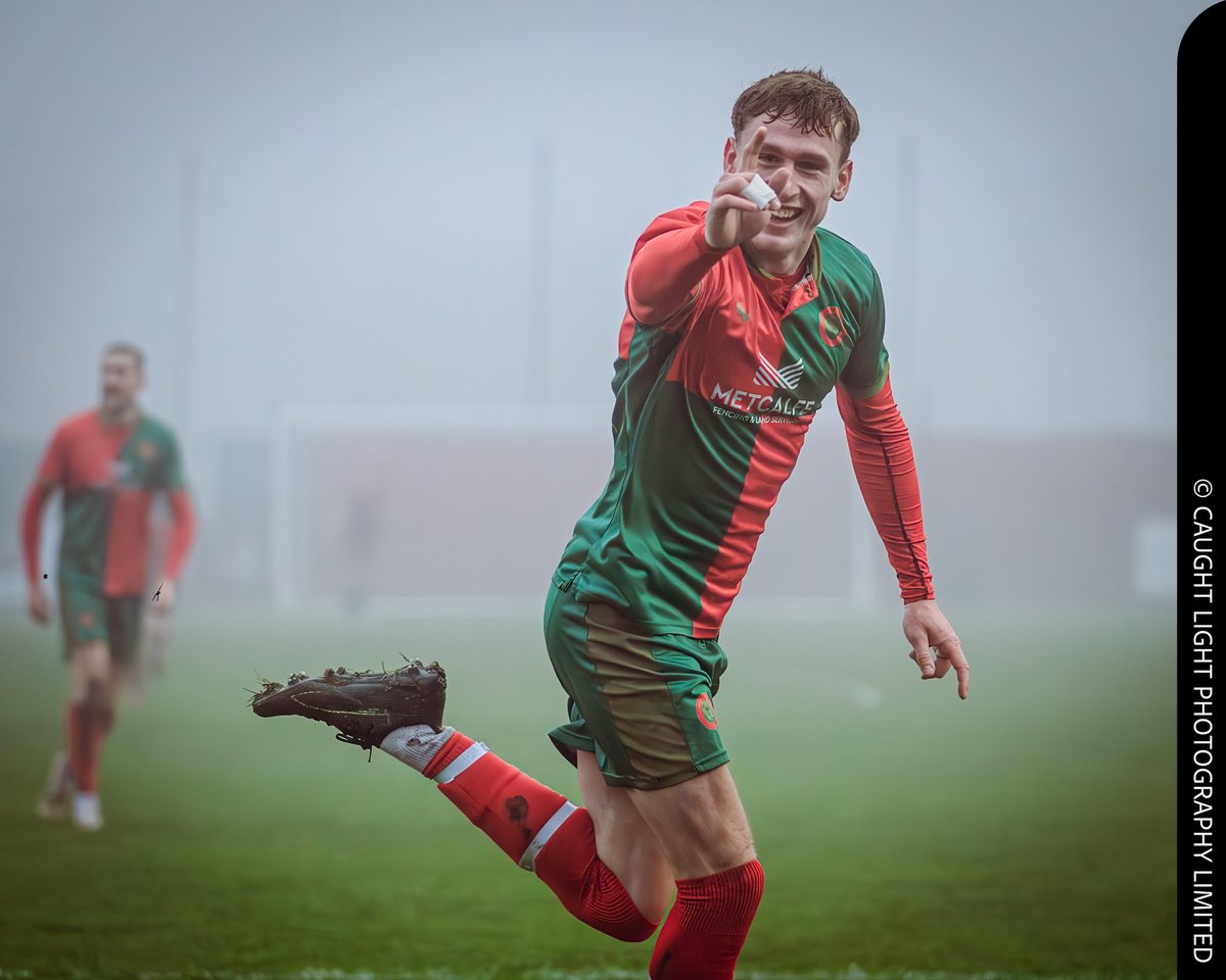 Caught Light tweet media