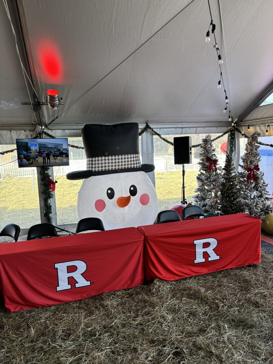 The Rutgers Boardwalk tweet media