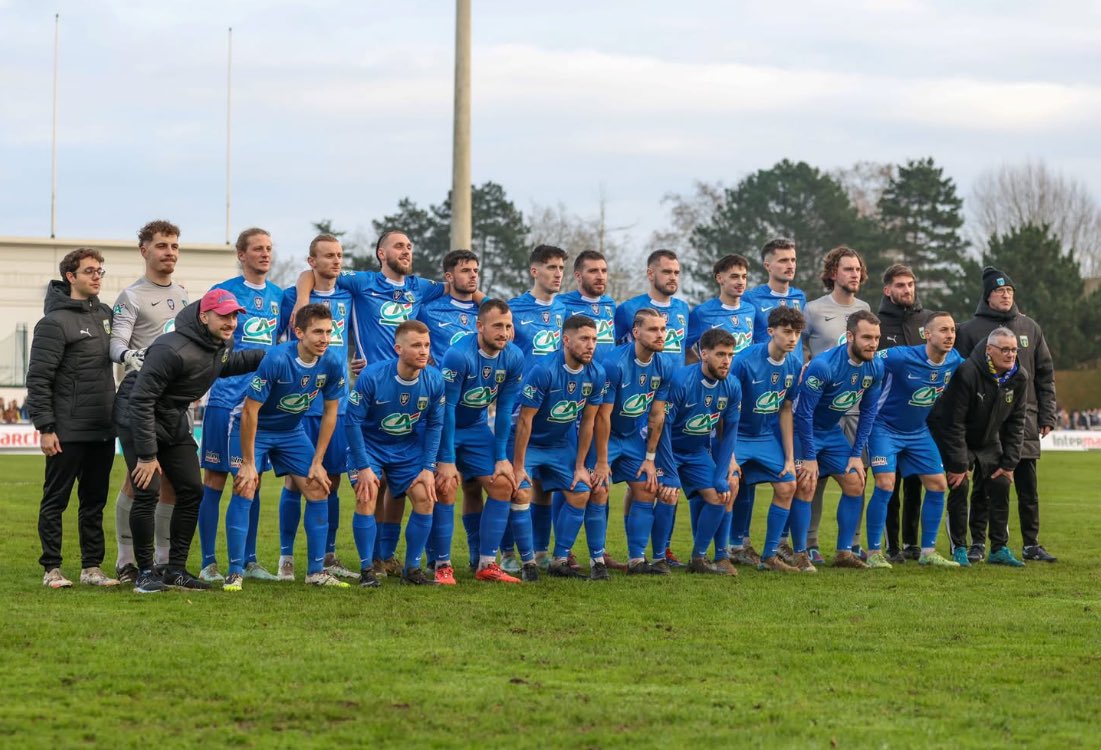 _BeFootball's tweet image. 🚨 DINGUE : 𝗟𝗘 𝗙𝗖 𝗕𝗔𝗬𝗘𝗨𝗫 (R1) 𝗔 𝗦𝗢𝗥𝗧𝗜 𝗕𝗟𝗢𝗜𝗦 (N2) 𝗘𝗧 𝗩𝗘𝗥𝗥𝗔 𝗟𝗘𝗦 𝟭𝟲𝗲𝘀 𝗗𝗘 𝗖𝗢𝗨𝗣𝗘 𝗗𝗘 𝗙𝗥𝗔𝗡𝗖𝗘 !!!! 😱🏆🇫🇷 

C’EST ÉNORME !!!!!! 🍿 

Merci la Coupe de France.