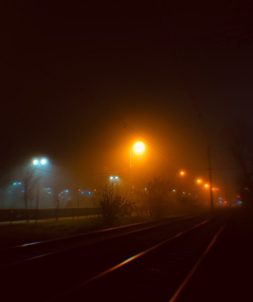 ASanderas's tweet image. Туман с нами до лета, наверное