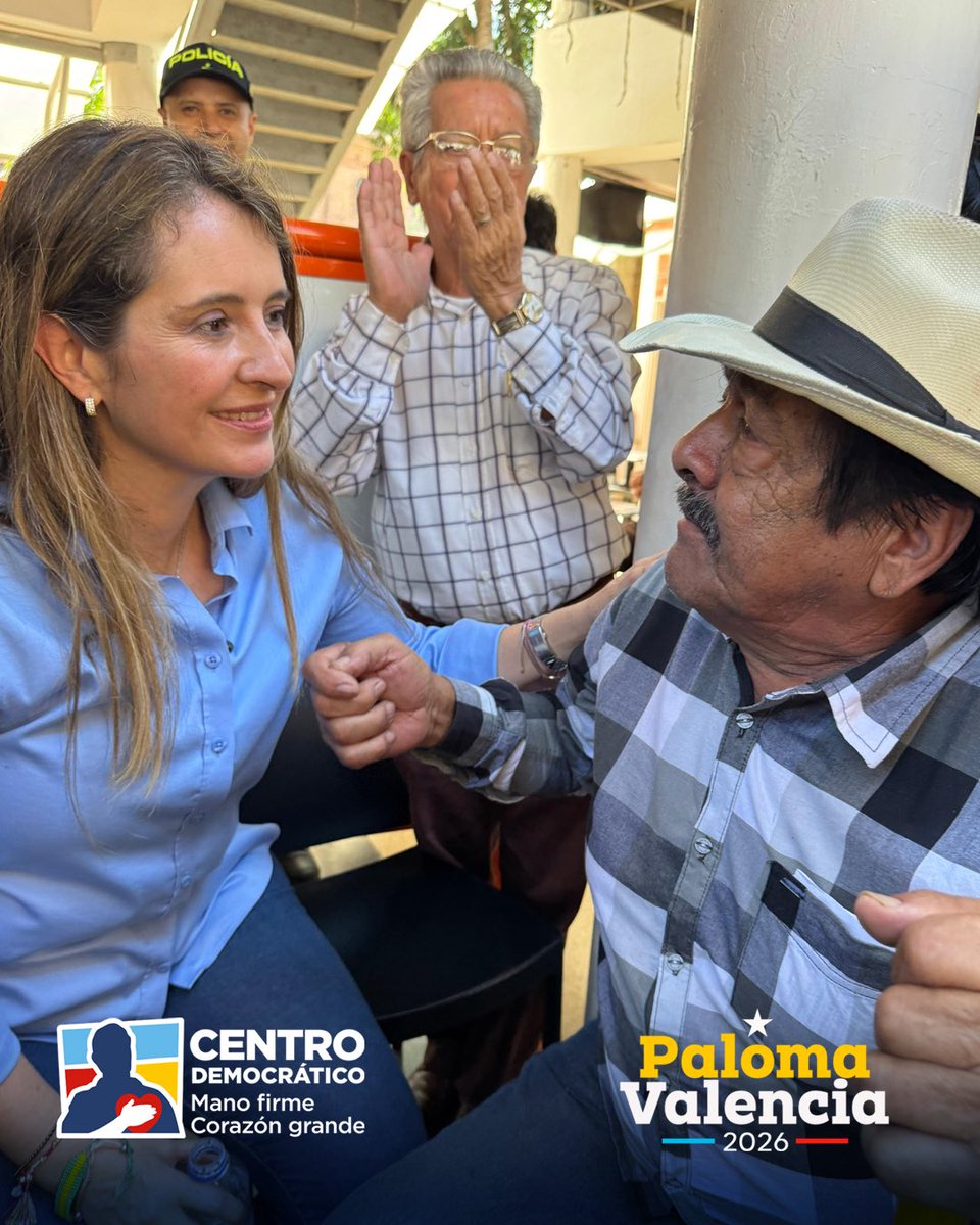 PalomaValenciaL's tweet photo. El uribismo en Antioquia está firme y listo para elegir a la primera mujer presidente, lo comprobamos en Girardota con la calidez y amabilidad de su gente trabajadora🇨🇴✨. #PalomaLaDeUribe https://t.co/nTjcVRfwyC