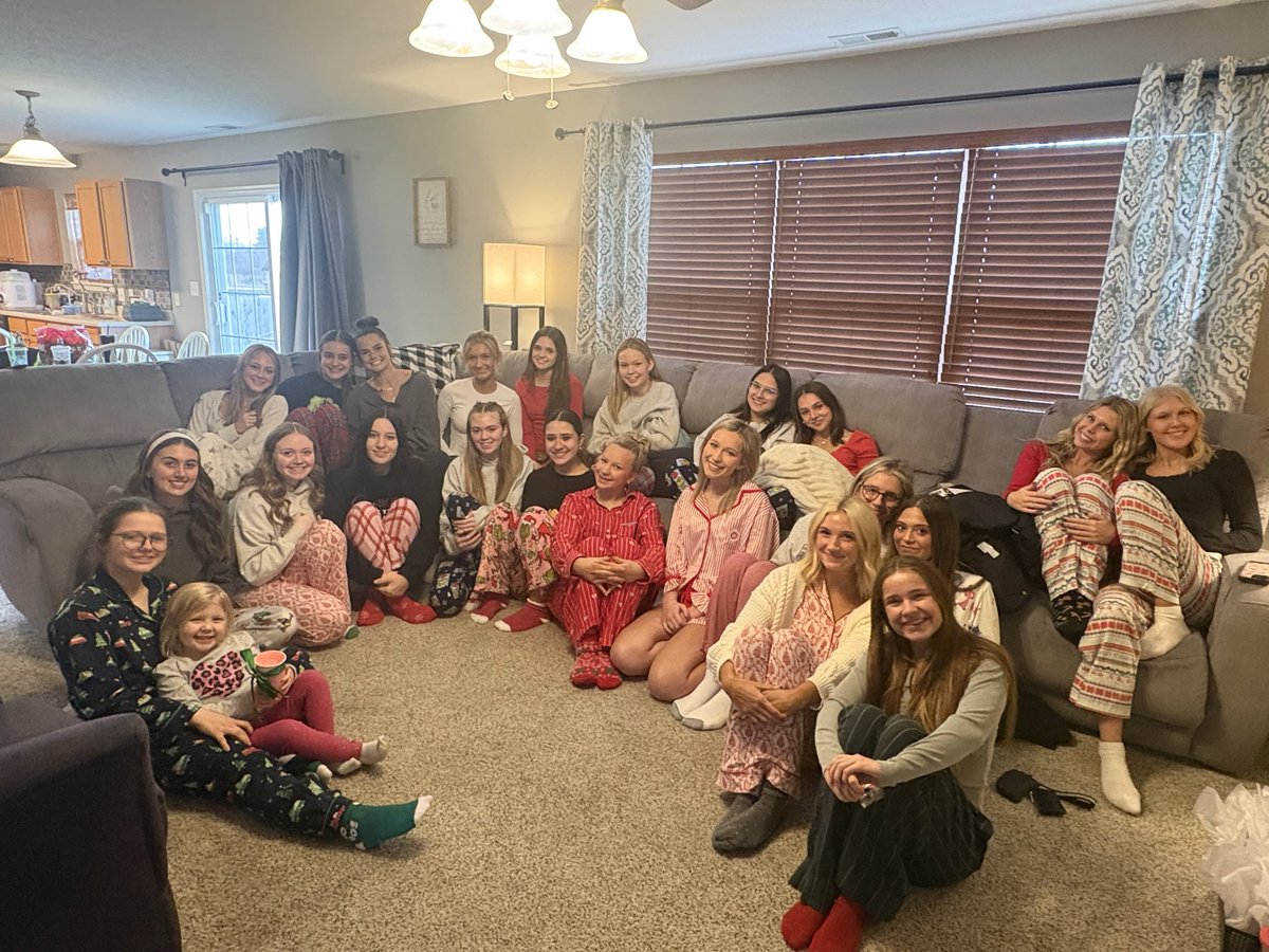 Señora Bright tweet media