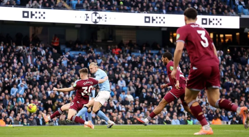 السيتي يقفز إلى صدارة البريميرليج مؤقتًا 