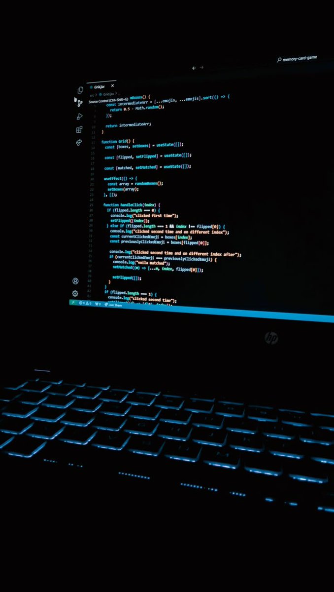 ClitchAda's tweet image. Day one of coding with React ⚛️
#React #CodingJourney #100DayChallenge 
@E_Ehrari 
@CodeToInspire