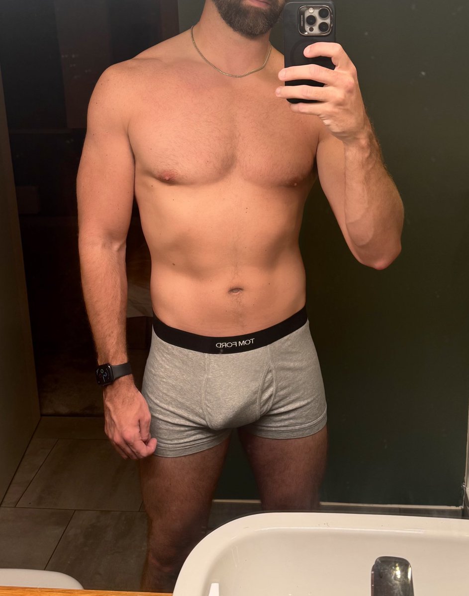 gymshrk tweet media