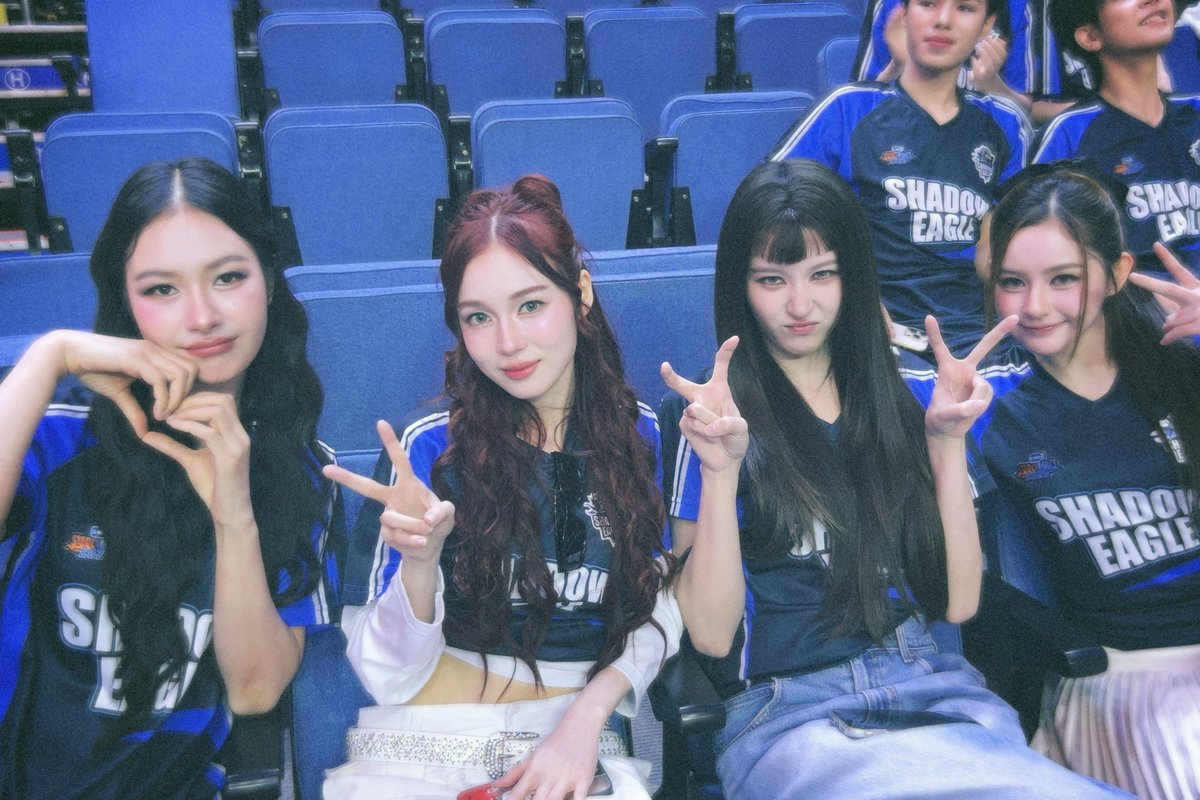 zeledakia's tweet photo. the moment and the result
CHEER EAGLE WITH VIEWMIM
MILKLOVE MUVMUV GENG MAK
#GMMTVStarlympics2025
#วิวมิ้ม #ViewMim #milklove
#Ployphat
https://t.co/MkBfyxsWgB https://t.co/CVJqtt6nUw