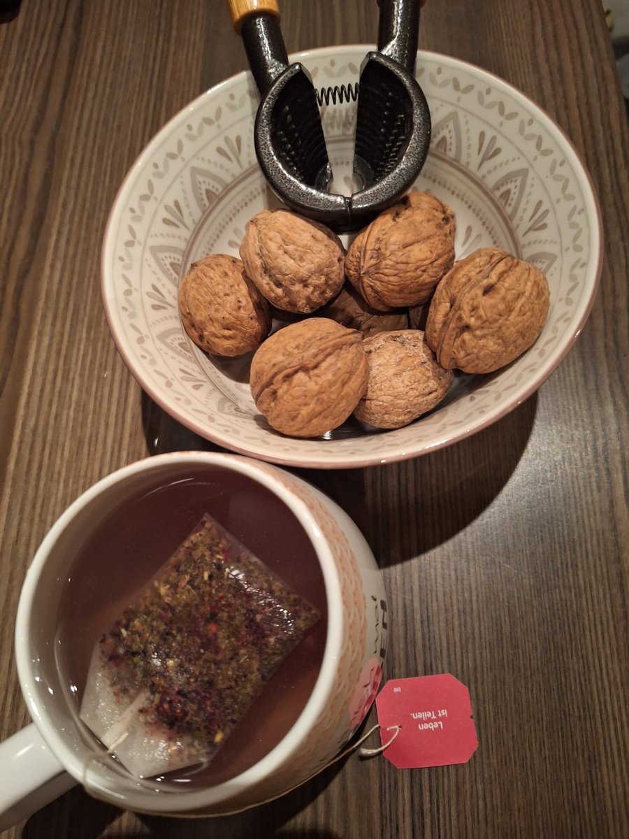 Noch die Wärmflasche dazu, einen guten Film und der Abend ist perfekt 🙂