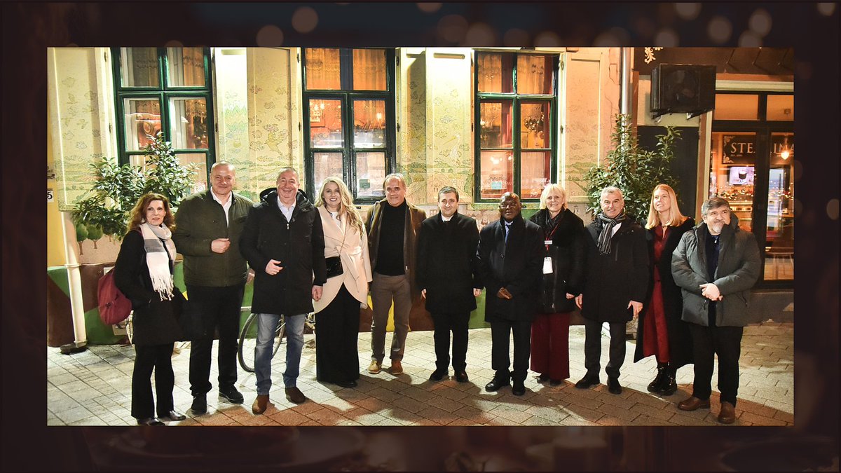 ColorMediaCom's tweet image. Diplomacy in steps through Novi Sad: “Walking Dinner” by @ColorMediaCom with @NoviSadGrad, The Pavle Beljanski Collection, Khachkar memorial, Katolička porta, Lazin salaš and a sweet finish at Carigrad. #DiplomacyAndCommerce #NoviSad