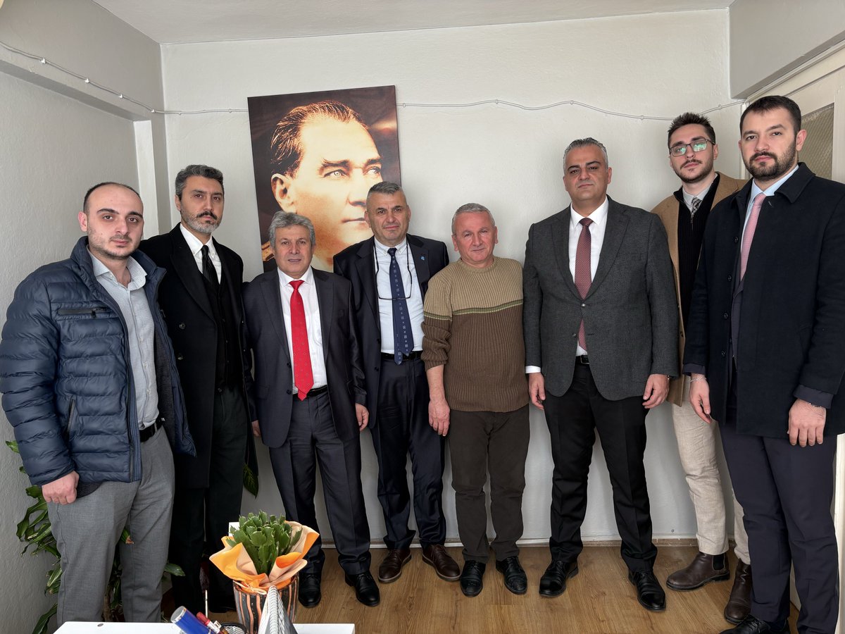 devagmsib's tweet photo. Genel Bşk.Yrd. ve Seçim İşleri Başkanımız Av. Yakup Engin ve beraberindeki heyet; Zonguldak, Bartın ve Karabük’te teşkilatlarımızı ziyaret ederek saha çalışmalarına katıldı. Bu kapsamda yerel basın organlarına ve sivil toplum kuruluşlarına da bir dizi ziyaret gerçekleştirildi. https://t.co/hdSr1WYVeX