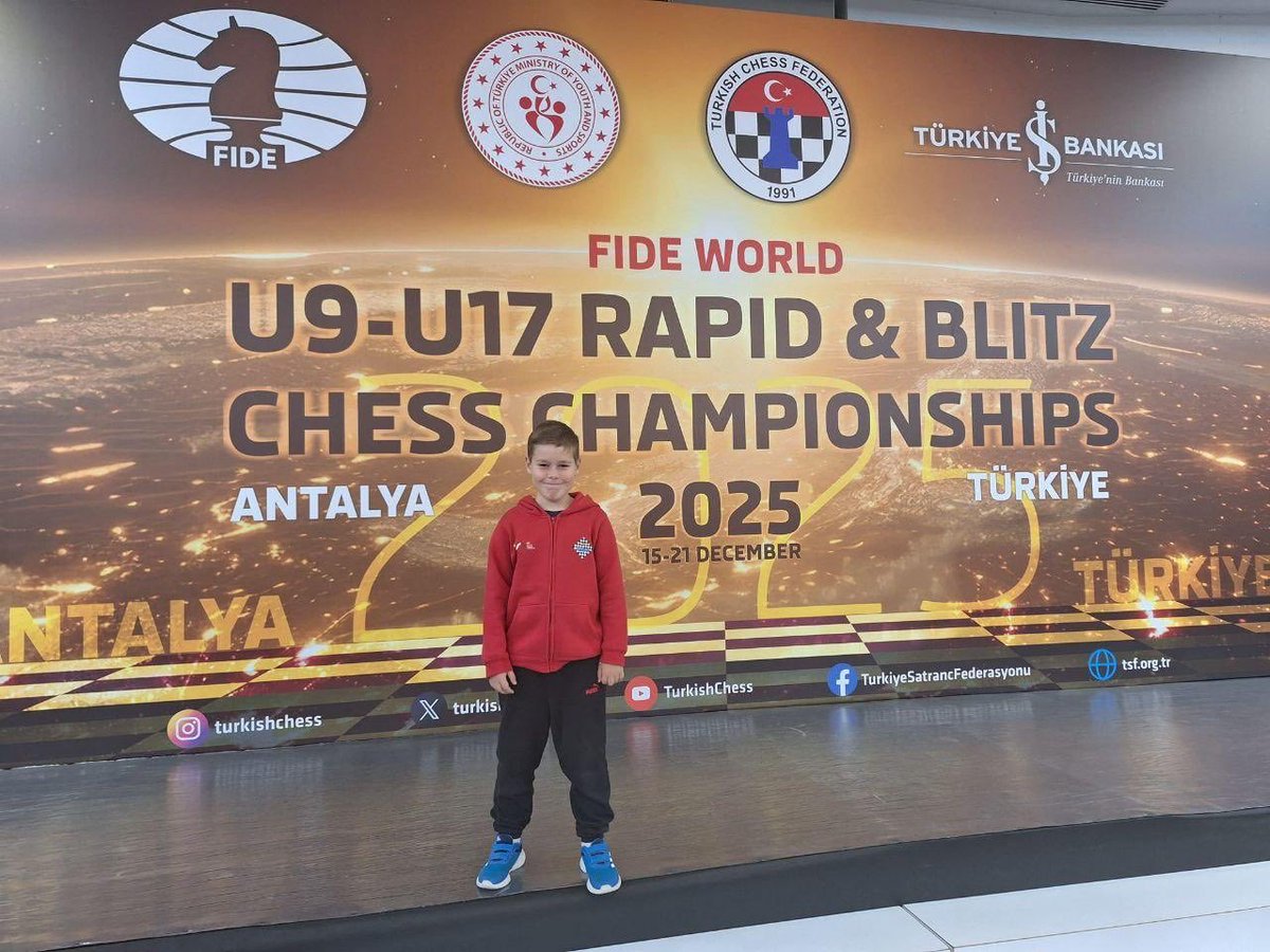 Javier Ochoa de Echagüen tweet media