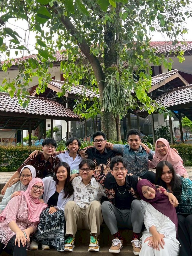 midymidydydydy tweet media