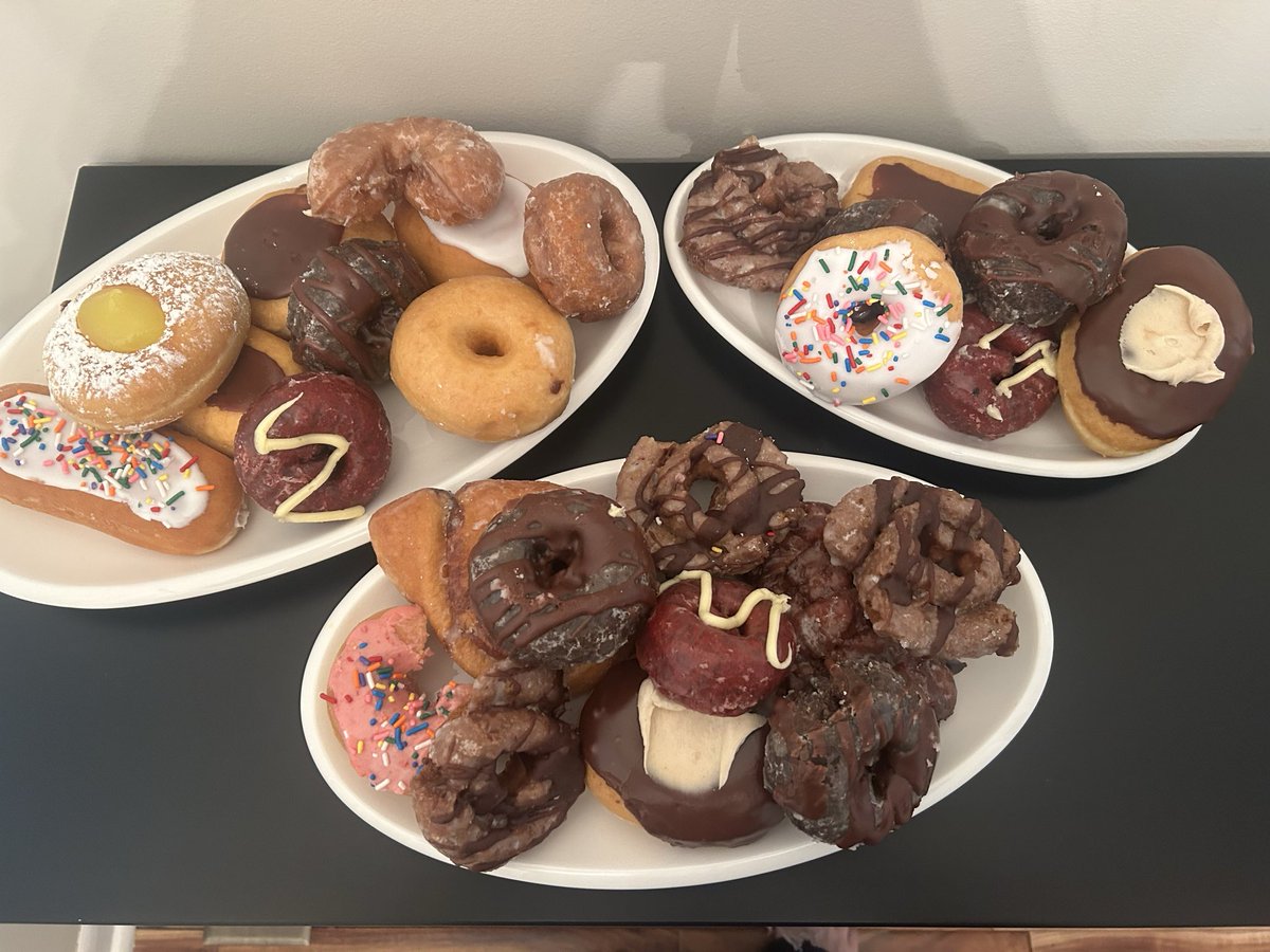 We bulk in the winter because of platters like this

Not pictured; breakfast enchiladas, sausage egg casserole, bacon, and mimosas

Cut first of the year, maintain summer/fall then bulk starts November