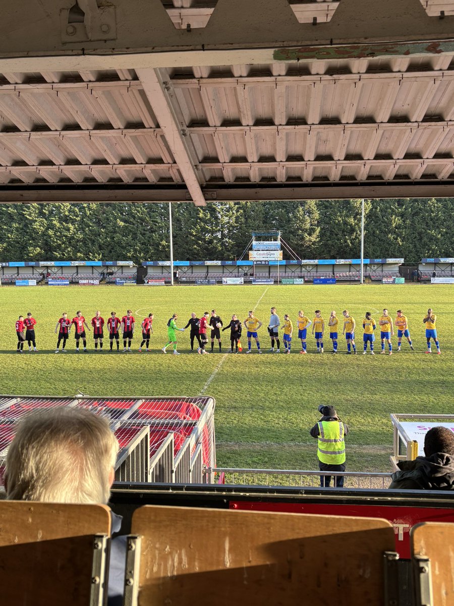 Good win for <a href="/HistonFC/">Histon Football Club</a> to keep them firmly in the playoff mix! Interviews with <a href="/mcritoph/">mark critoph</a> and top scorer <a href="/_connorbarnes/">Connor Barnes</a> on <a href="/CambridgeRadio/">Cambridge Radio</a> tomorrow night at 6pm 🎙️ ⚽️