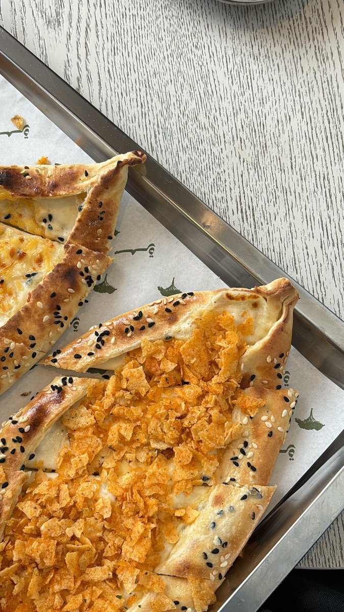 lamar👩🏻‍💻🌱 tweet media