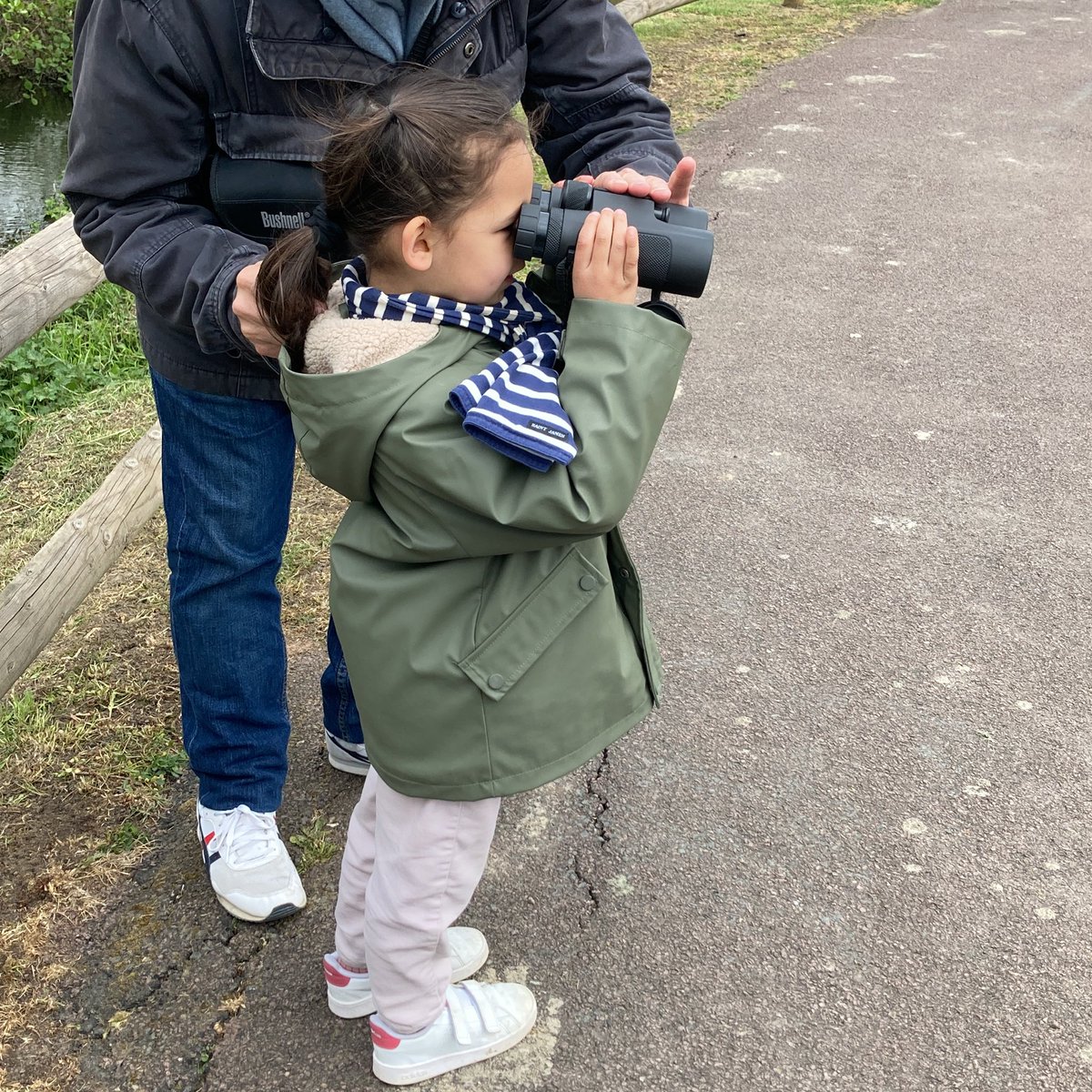 [L'AVENT EN PHOTO ]
Chaque jour un thème à partager
KAKI
#unjour20unephoto
#aventenphoto
#partagedubeau

A toi de jouer