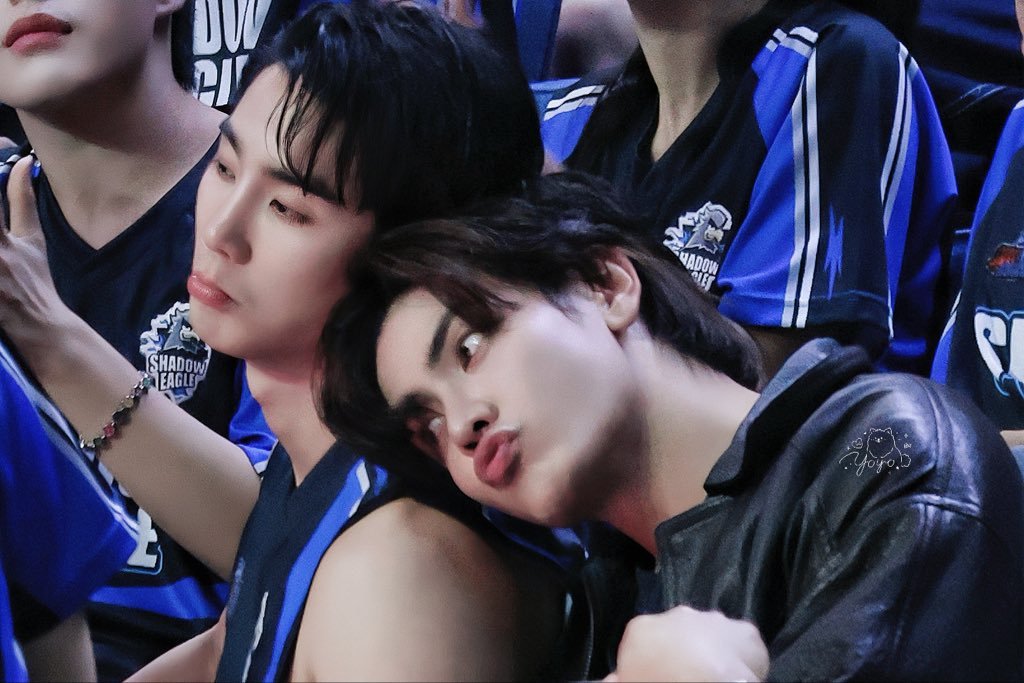 florcita tweet media