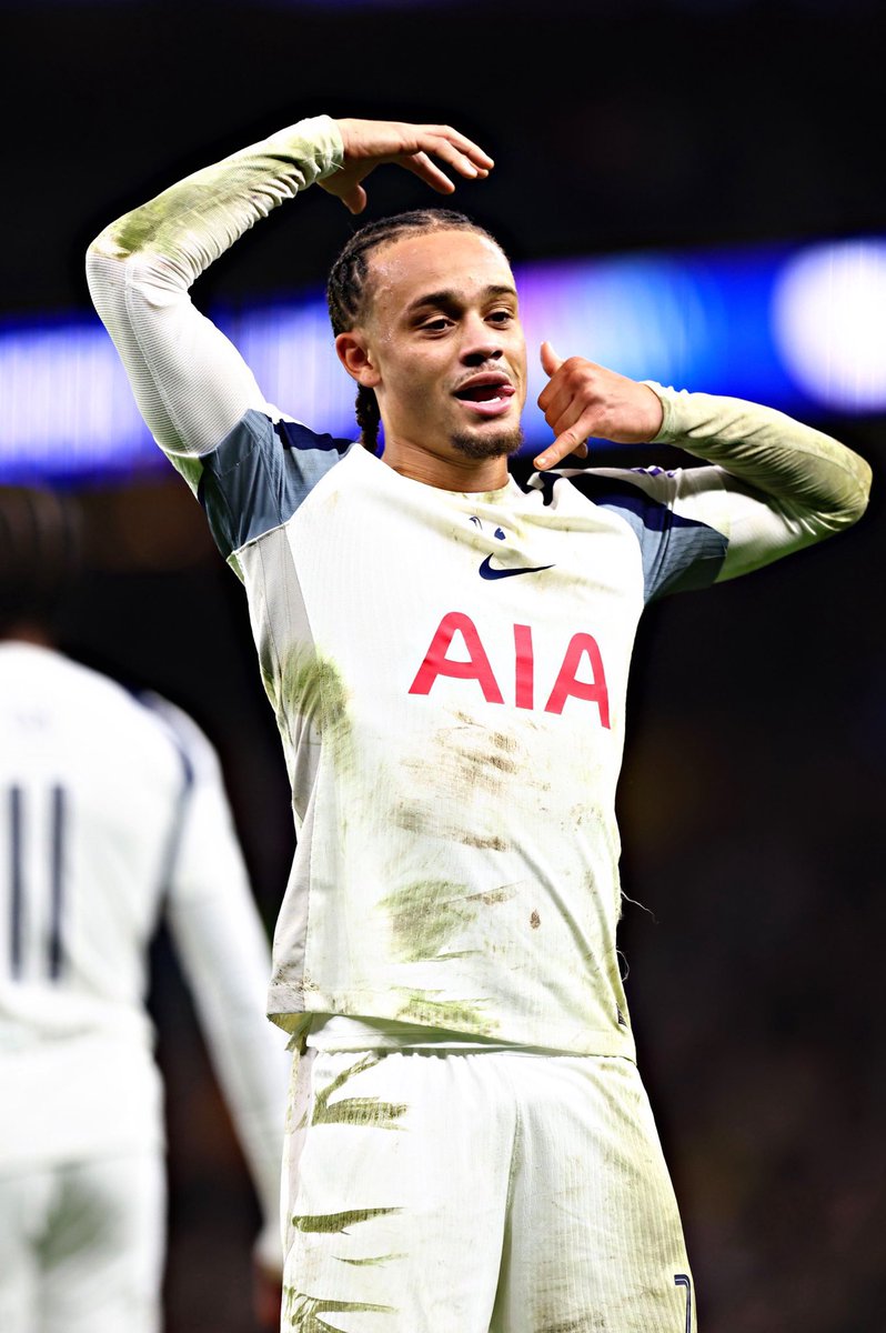 TheHateCentral's tweet image. Xavi Simons in the Premier League:

14 Matches
1 Goal
1 Red Card

LET IT ALL WORK OUT 🙏🙏🙏