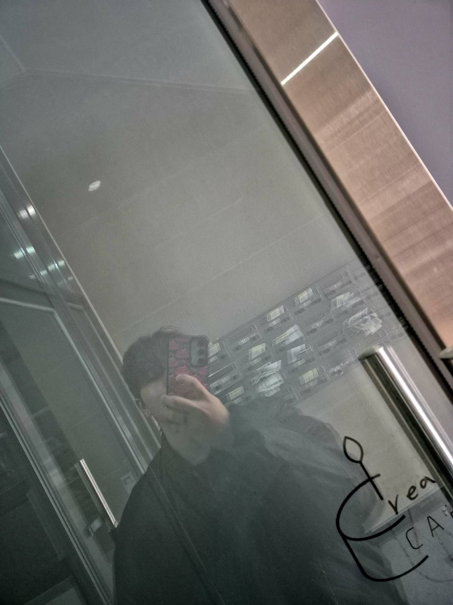gom_9696's tweet photo. 머리 했슴요!! https://t.co/vw4Z9tMANE
