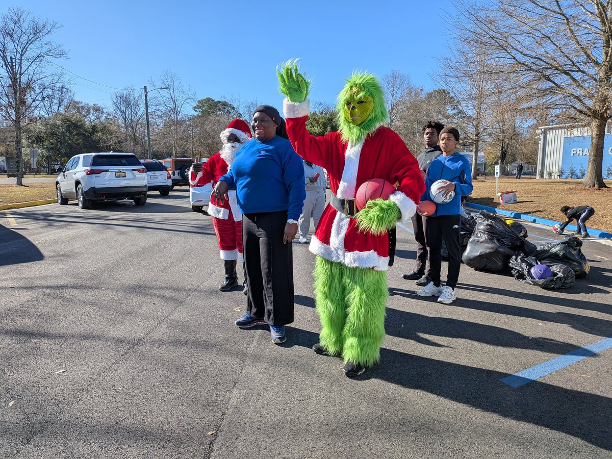 Thomas Howard tweet media