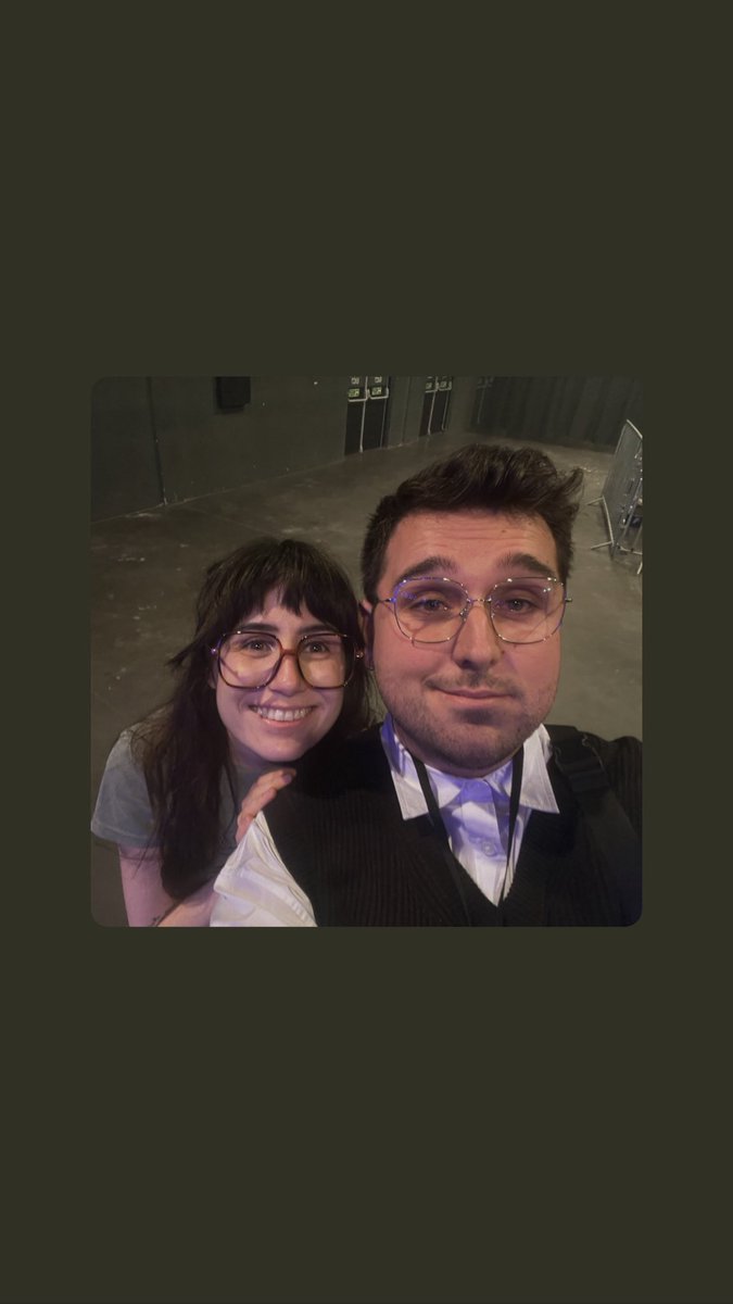 Joshibix's tweet photo. Meeting the legend herself, take me back 🥲 https://t.co/3aMpyyEMHF