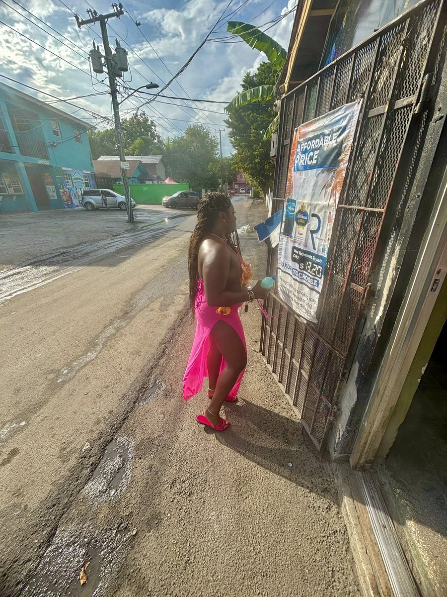 _YoungSha_'s tweet photo. Nassau, Bahamas owes not a dime🥵⚓️🩷 https://t.co/MYxk0E7AgN