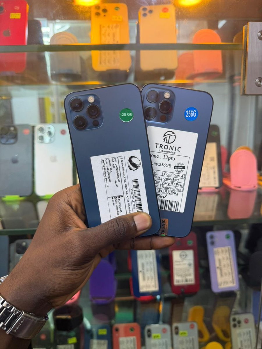 📌 available in stock📌

iPhone 12 Pro Max || 128GB || Changed display and battery 88% BH 
₦350k

iPhone 12 Pro Max || 256GB || Changed display 
₦450k

Send us a DM to make your purchase, we do nationwide deliveries as well too 🚚

#fyp #gadgets #foryoupage