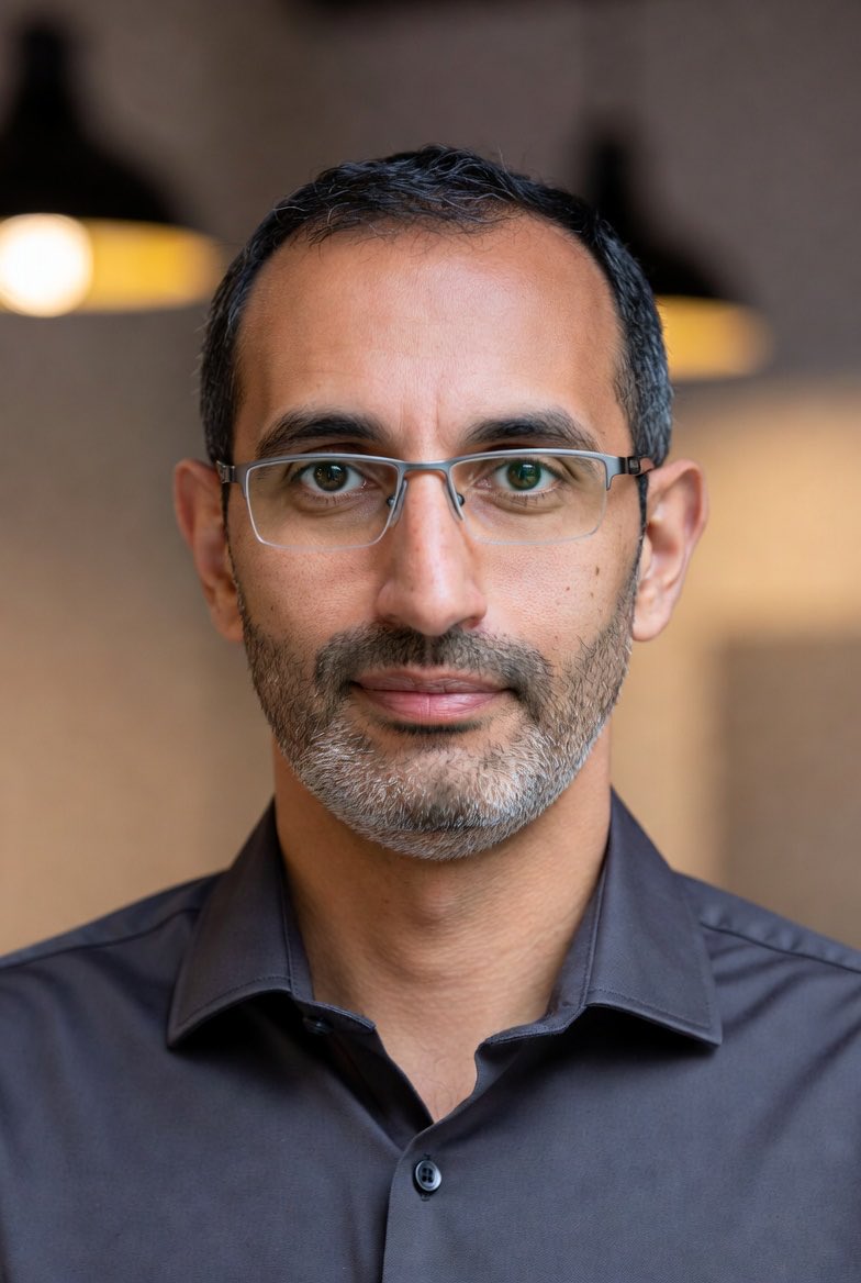 Realtoddy's tweet image. The is what Grok imagines an Android Engineer looks like.