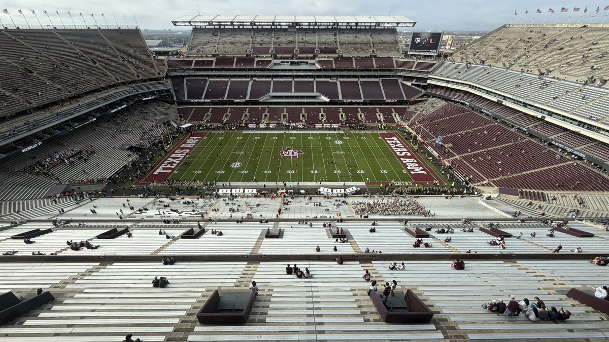 Cole Cubelic tweet media