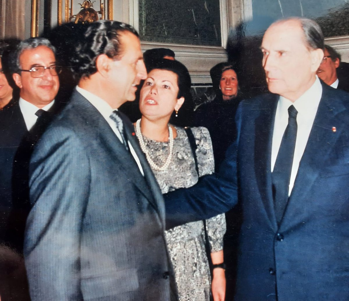 Simón Cueva tweet media