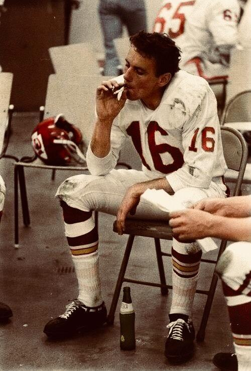 FBGreatMoments's tweet image. Halftime at the very first Super Bowl in 1967.
