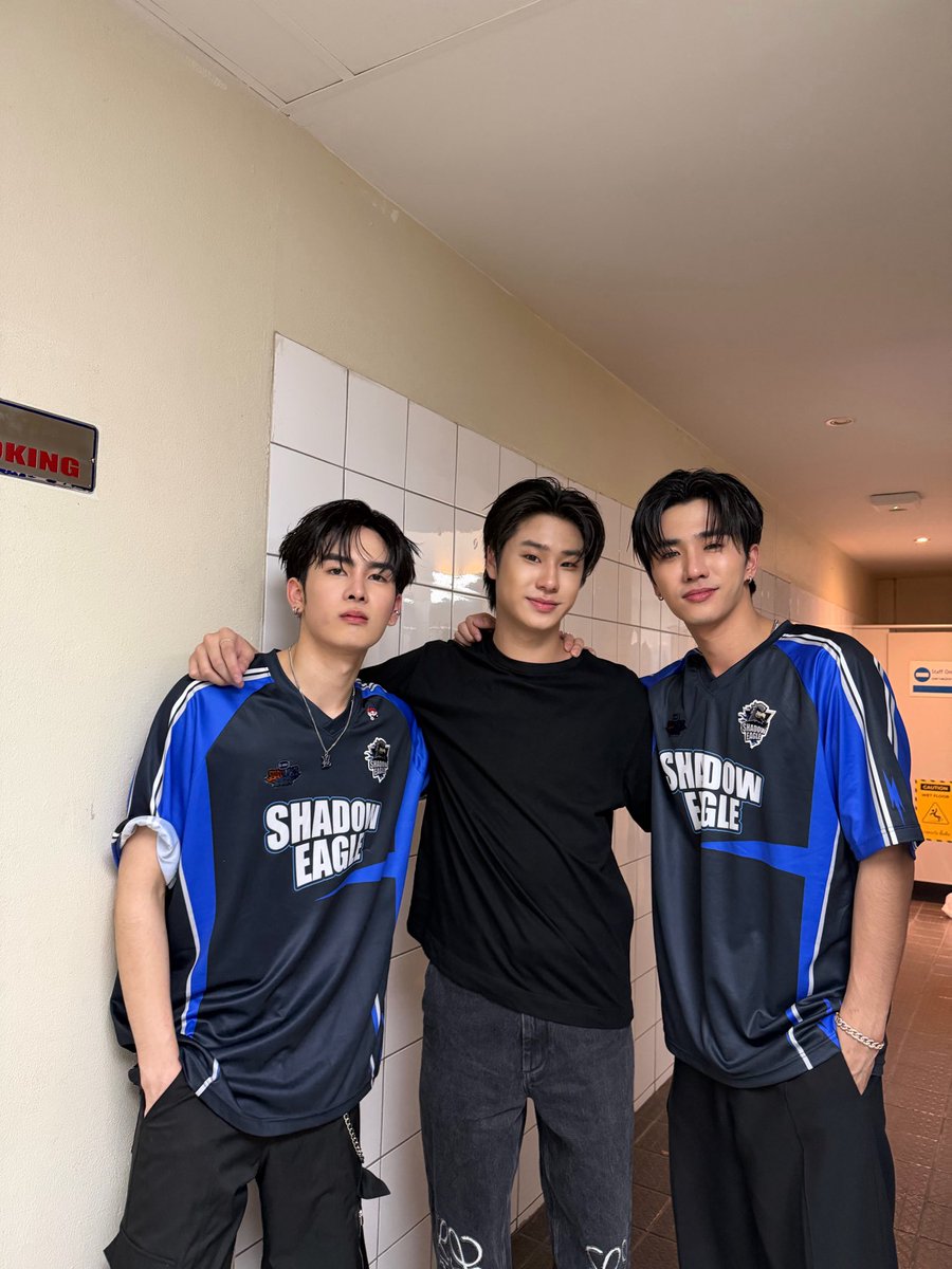 choi_mm1721's tweet photo. ครอบครัวสุขสันต์จริงๆ
ครอบครัวสุขสันต์จริงๆ
ครอบครัวสุขสันต์จริงๆ
ครอบครัวสุขสันต์จริงๆ
ครอบครัวสุขสันต์จริงๆ

PERTHSANTA DOMIIA WEWILLWIN  

#GMMTVStarlympics2025
#เพิร์ธแซนต้า #PerthSanta https://t.co/JnkRiCFy3h