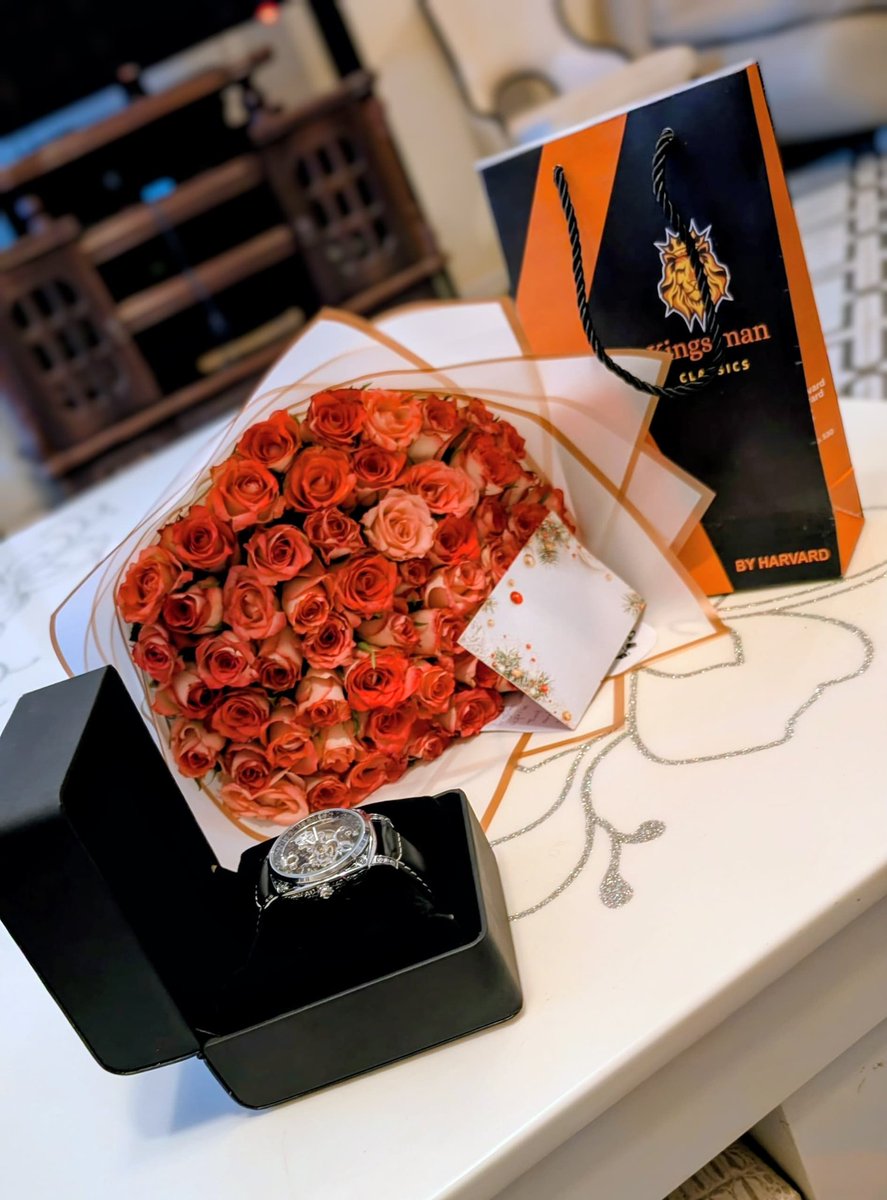 Client: I want a Christmas gift for my man 
Me : say less we gat you covered 👍