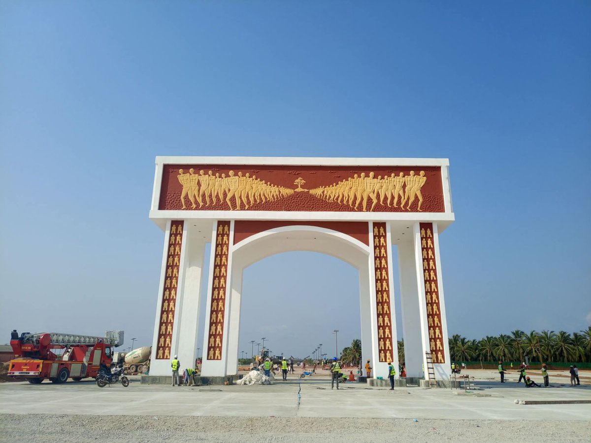 actualites229's tweet photo. 🇧🇯 La nouvelle "Porte du non-retour" dévoilée https://t.co/zaaRg2b5Gf