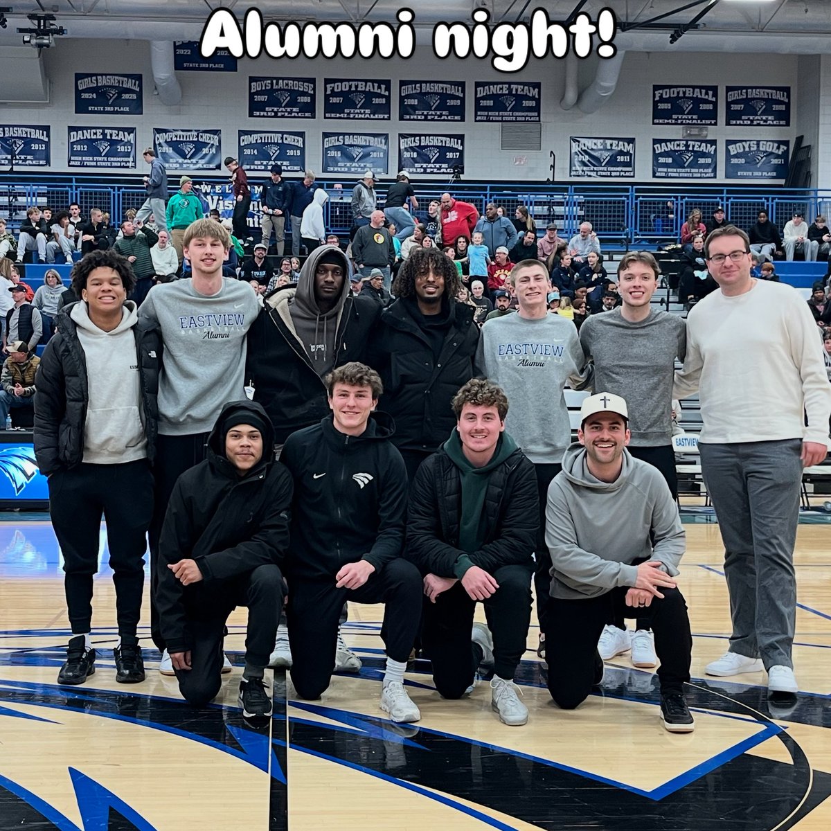 EVBoysHoops's tweet photo. 🩷@EVHSAthletics https://t.co/w6BcZumgcX
