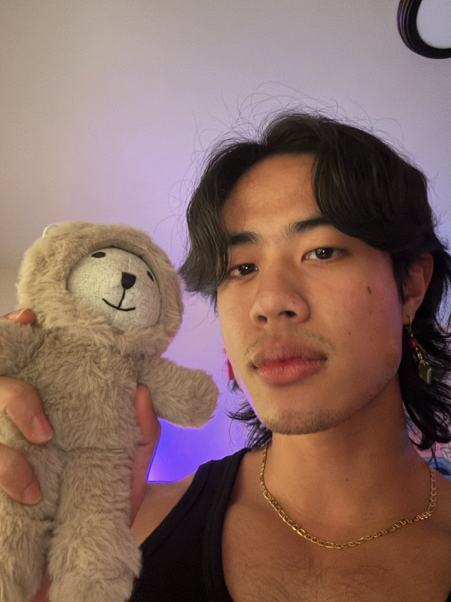 jaychonut's tweet image. he’s so cute what should i name him