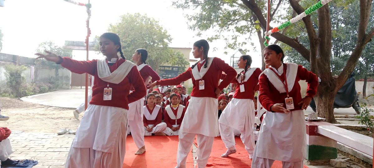 आज दिनांक 20/12/25 को "100 दिवसीय बाल विवाह मुक्त भारत" जागरूकता कार्यक्रम का आयोजन कस्तूरबा गांधी आवासीय विद्यालय मालवा में किया गया ।
#बालविवाहमुक्तभारत #चाइल्डहेल्पलाइन1098
<a href="/DpoFatehpur/">District Probation Office, Fatehpur</a> <a href="/UP_CHL_1098/">उ प्र चाइल्ड हेल्पलाइन</a> <a href="/UPMahilaKalyan/">UP Mahila Kalyan</a> <a href="/MinistryWCD/">Ministry of WCD</a> <a href="/dmfatehpur/">DM/DEO FATEHPUR</a> <a href="/UPGovt/">Government of UP</a> <a href="/bsafatehpur/">BSA Fatehpur</a> <a href="/OFatehpur94566/">One Stop Centre Fatehpur</a>