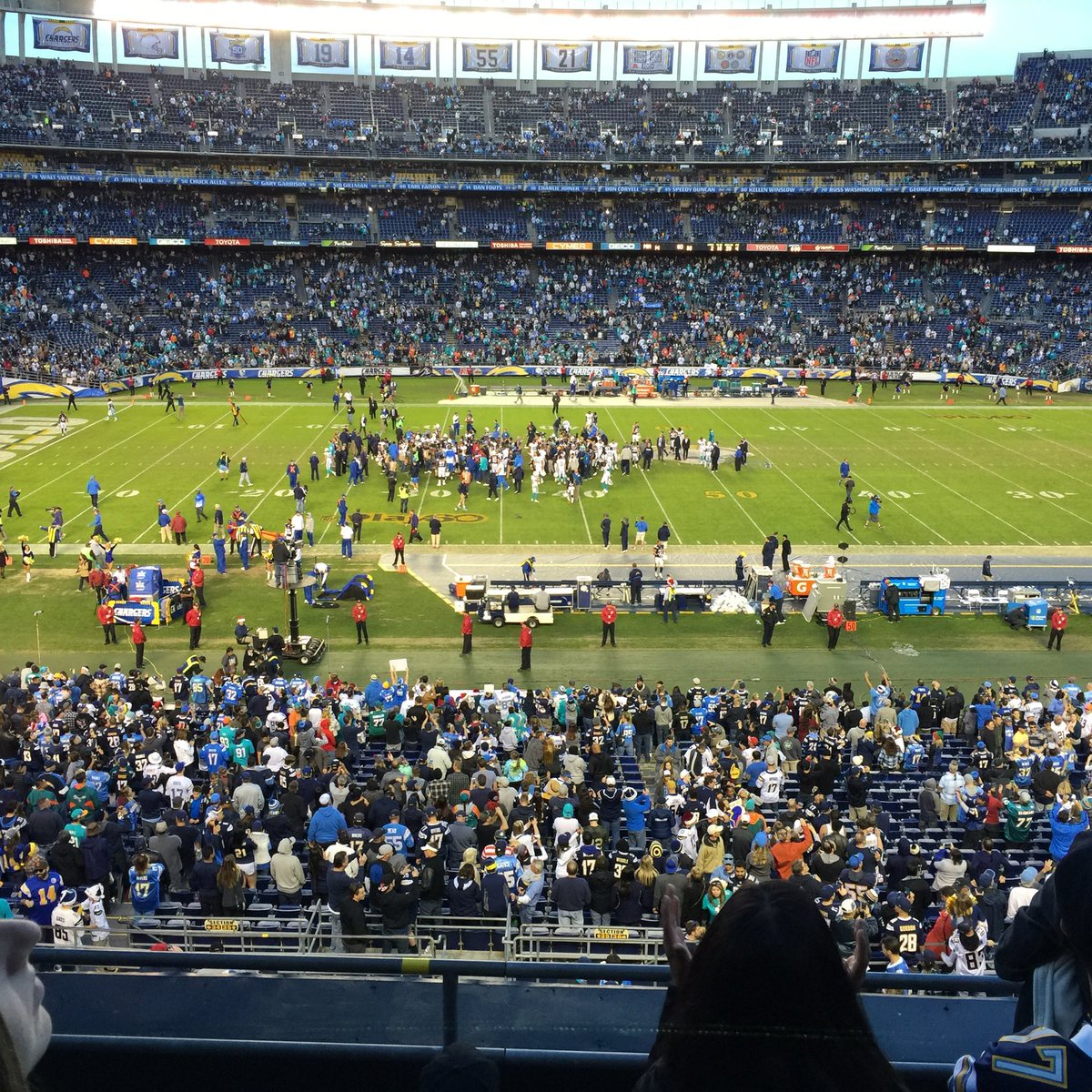 Caroison's tweet photo. @jeffdotseth @weddlesbeard https://t.co/Ybr7Cunjho
