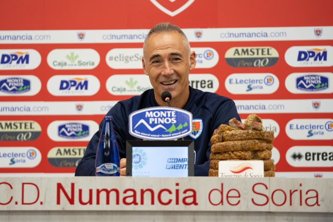 🚨 ÚLTIMA HORA | ACTA del Astorga - Numancia

🔴 El entrenador del <a href="/cdnumancia/">CD Numancia</a> ha sido expulsado en el partido ante el Astorga por referirse a la arbitra asistente 2 en los siguientes términos:

😳 "Esta chica es disléxica"