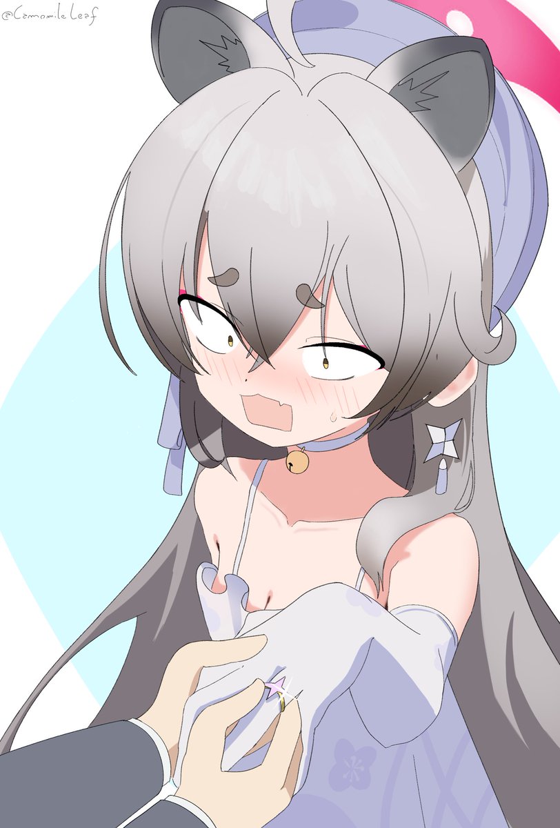 camomileleaf's tweet photo. 「せん……先生？」「な、何……してるの……？」

#ミチル
#ブルアカ https://t.co/XiCDxEZUtB